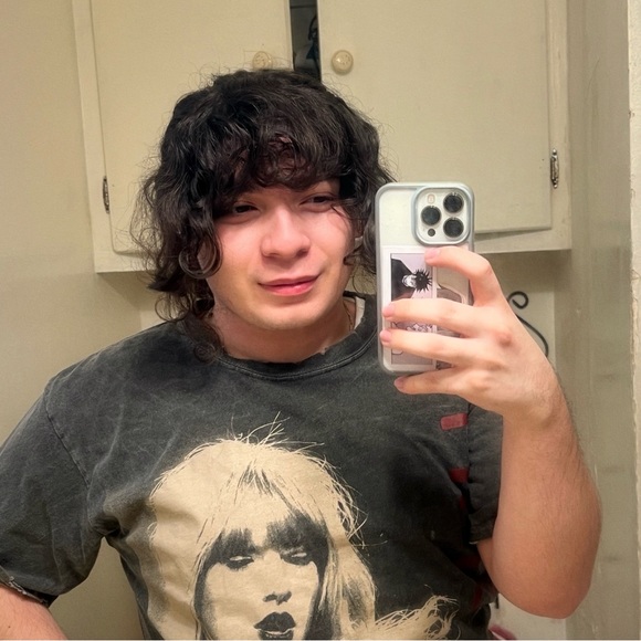 Meet your Posher, Oscar - Picture 1 of 1